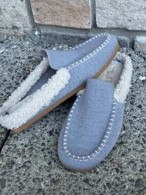 Rothy's The Scuff Slipper in Glacier Grey Wool Blend with Sherpa Lining  Size 5
